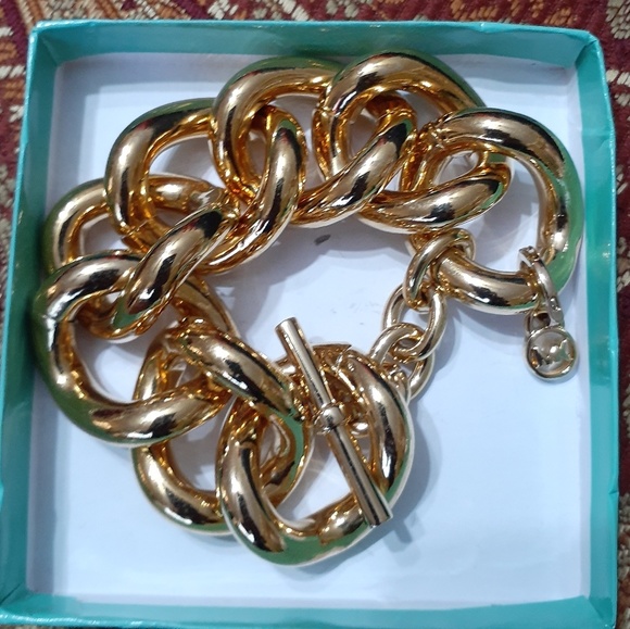 Michael Kors Gold Chunky Chain Bracelet - Picture 3 of 3